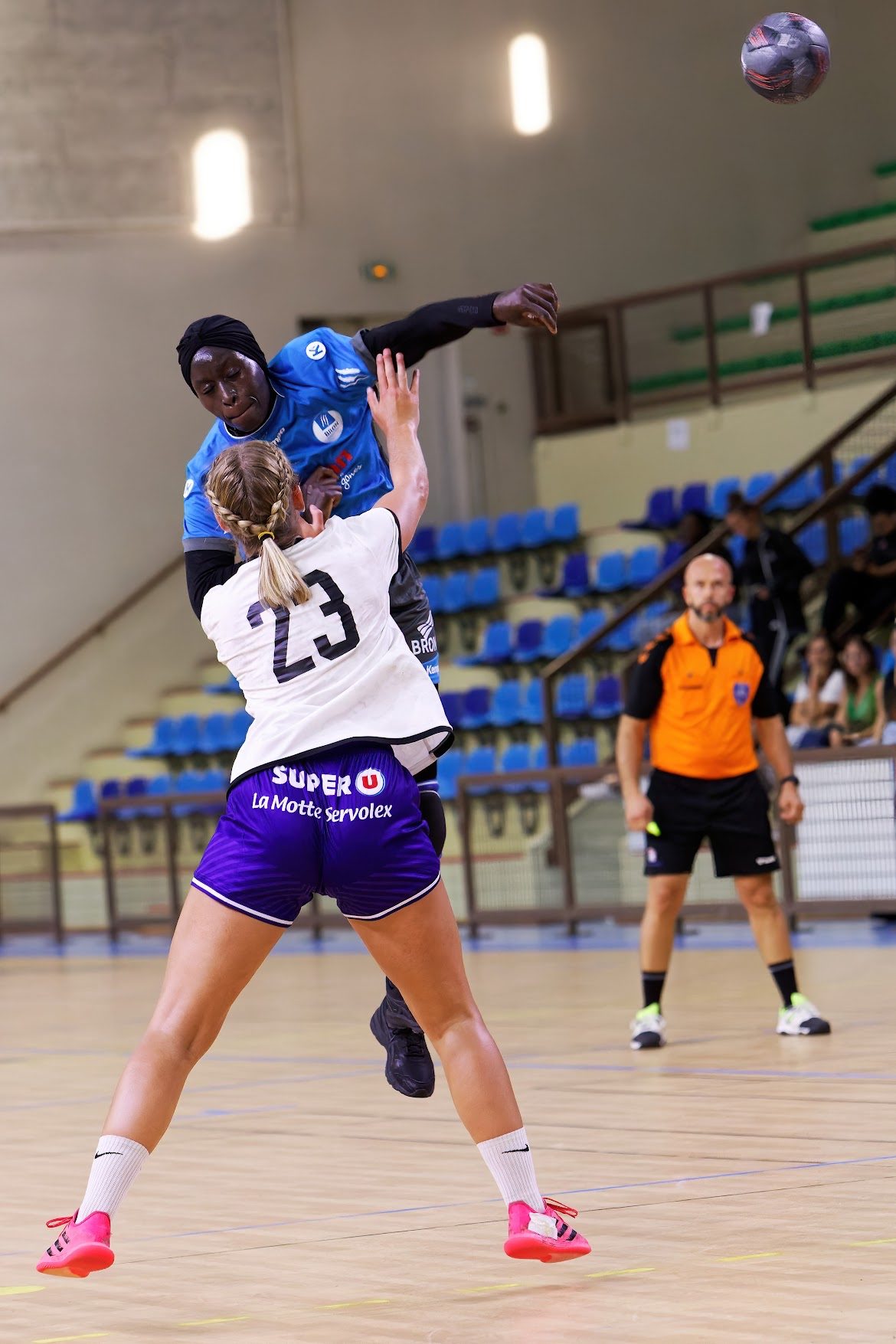 Romane Cottaz handball ESDAC Lyon