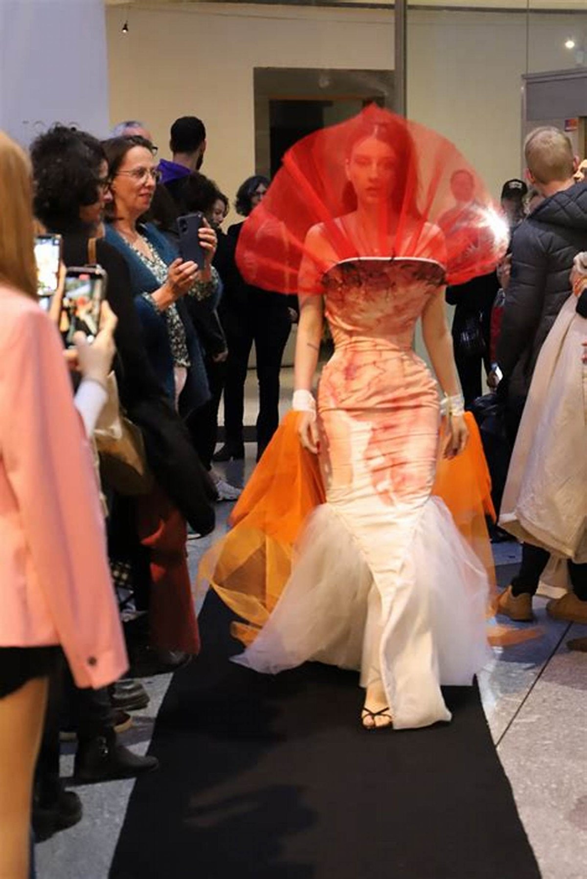 Découvrez les coulisses du défilé de mode de l'ESDAC de Clermont-Ferrand !